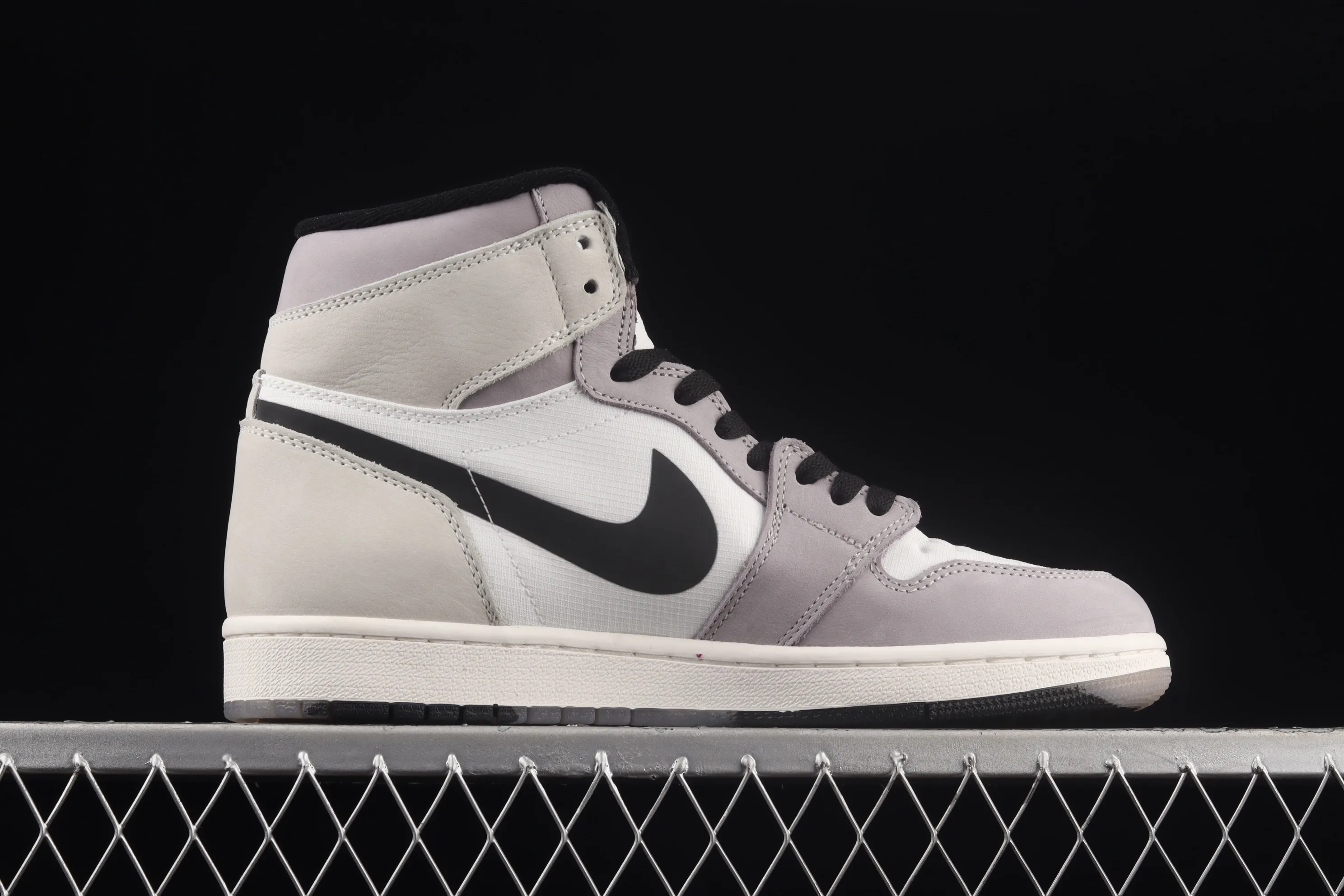 All categories Air Jordan Jordan series basketball shoes Air Jordan 1 High Air Jordan 1 Retro AJ1 Joe 1 premium white gray 3M reflective high-top basketball shoes DB2889-100